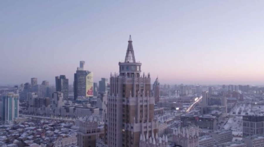 Казахстанцы назвали человека и главное слово 2025 года