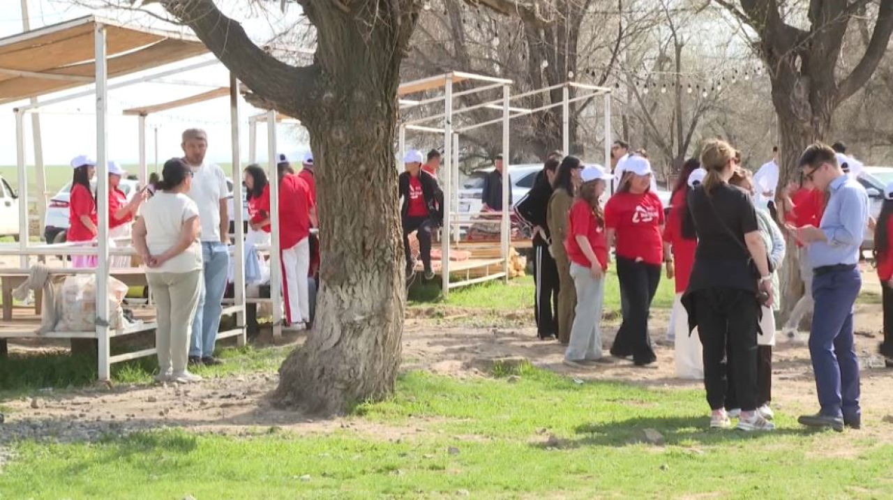 Экосубботник в рамках проекта «ReStart» прошёл в Шымкенте