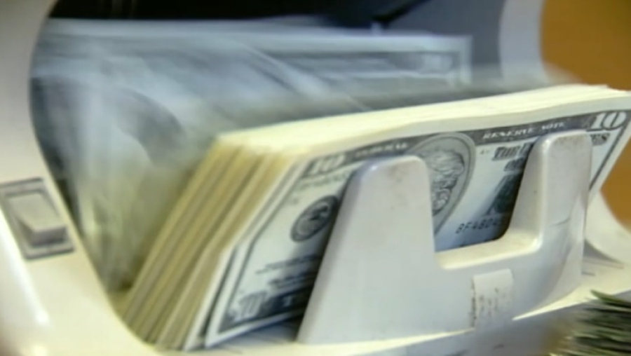 Доллар в Казахстане обновил исторический рекорд