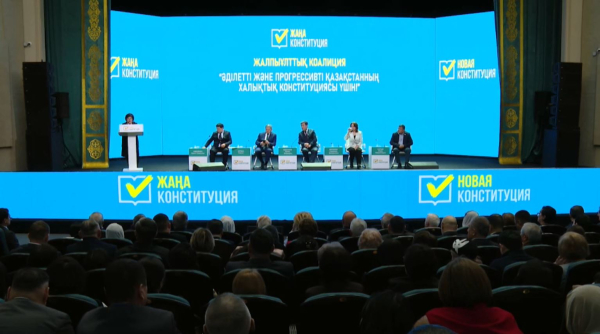 Ата Заң: коалиция өкілдері Павлодарға барды