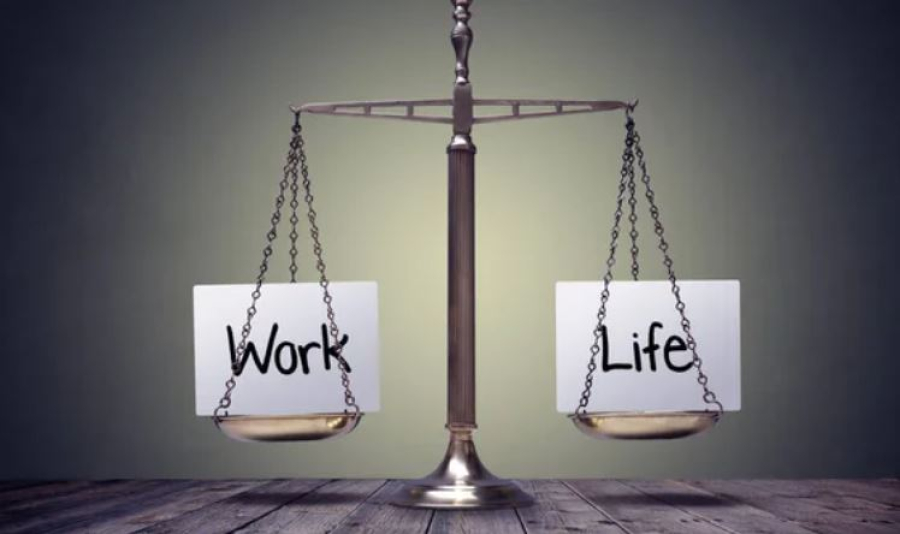 Казахстан занял 46-е место в рейтинге баланса жизни и работы