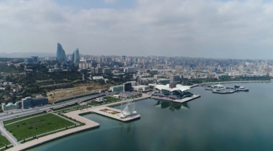 Бектенов принял участие в сессии World Urban Forum в Баку