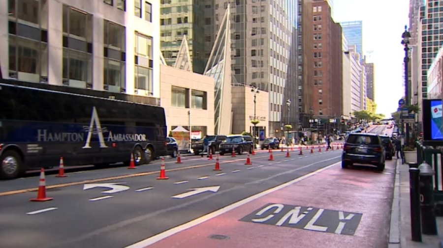 США перестали принимать мигрантов-дальнобойщиков