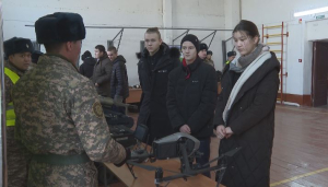 Қонаев қаласында оқушылар әскери техникамен танысты