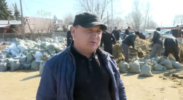 Қостанай облысына волонтерлер көмекке келді