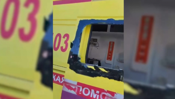 Дебошир напал на медиков и ранил полицейского в Мангистау