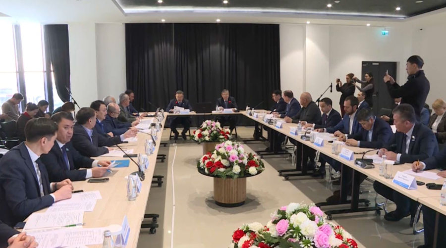 Внедрение цифровых технологий в агросектор обсудили депутаты