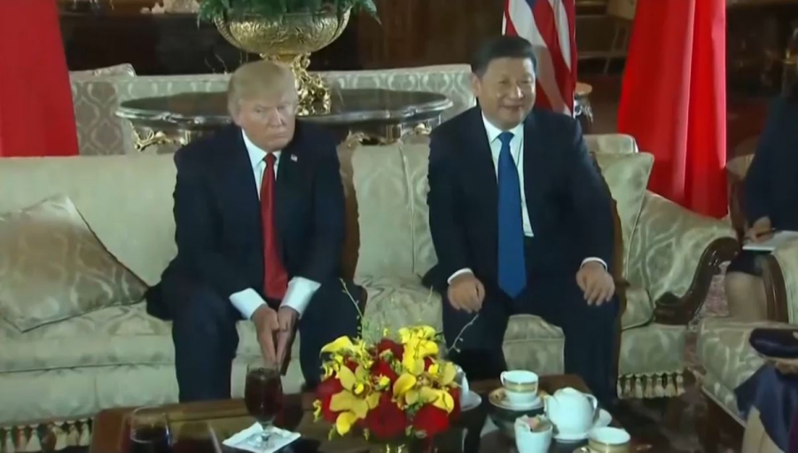 АҚШ пен Қытай басшылары телефонмен сөйлесті