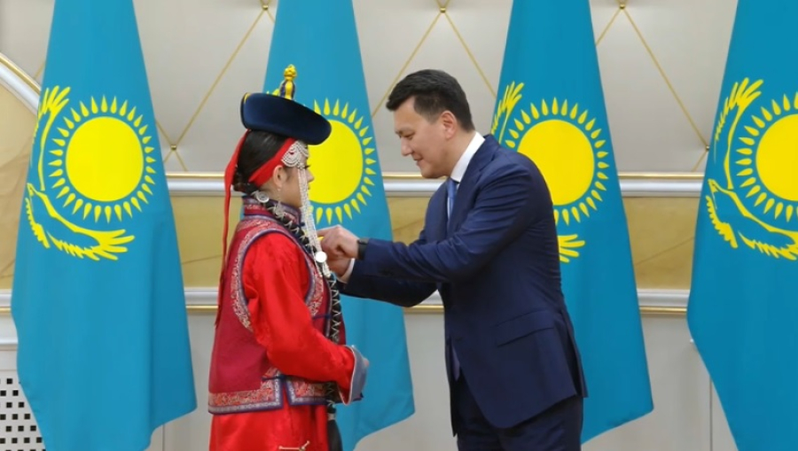 Участникам мегапроекта Silk Way Star вручены награды от имени Главы государства