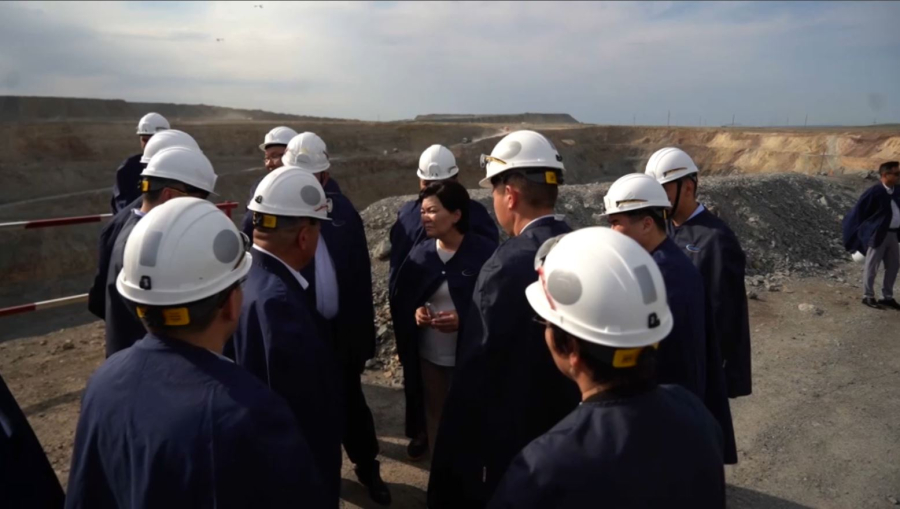 Еңбек және халықты әлеуметтік қорғау министрі кеншілердің жұмысымен танысты