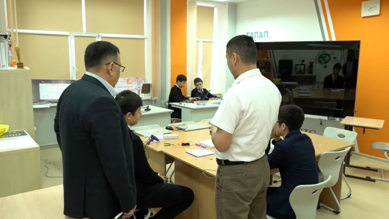 Международные стажировки прошли преподаватели из области Абай