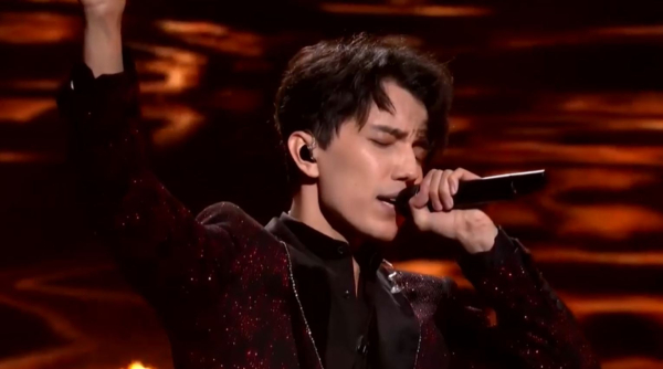 Димаш Кудайберген представляет свою первую работу с двукратным обладателем премии «Грэмми»