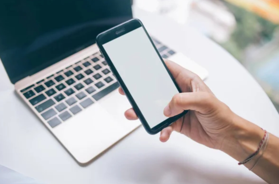 Возможность верификации смартфонов для физлиц продлили до 25 июня