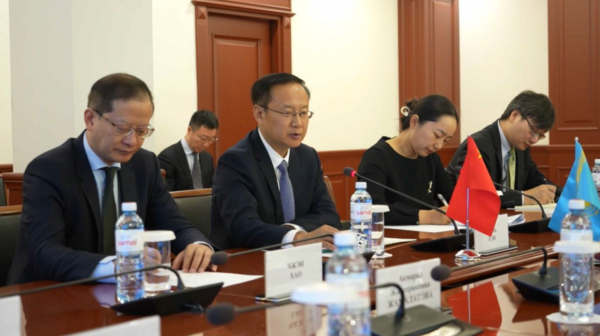 Қазақстанның туризм министрі қытайлық әріптесімен кездесті