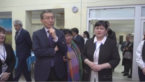 Глава Центризбиркома посетил избирательные участки в ЗКО