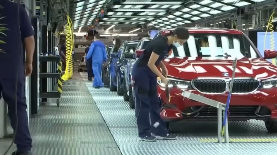 BMW отзывает 150 тысяч автомобилей в Китае