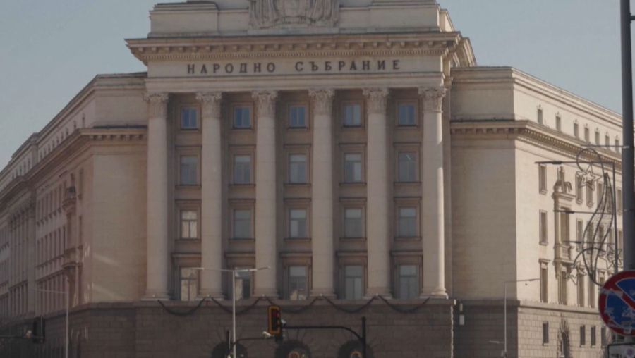 Болгария үкіметі отставкаға кетті