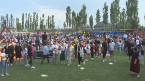 Больше двух тысяч человек съехались на грандиозный пикник в Шымкенте