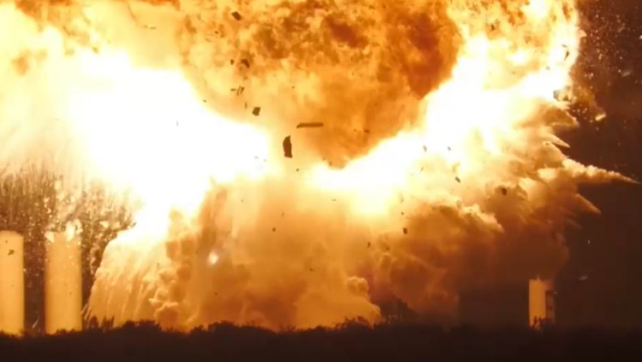 Ракета SpaceX взорвалась во время испытаний
