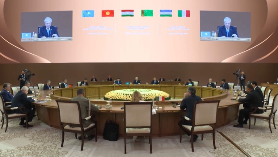 Центральная Азия выстраивает мосты с Европой