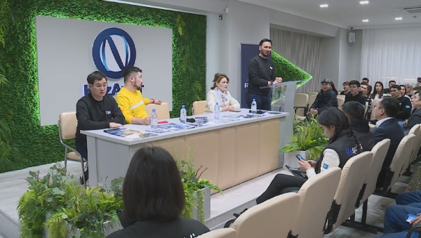 Представители партии Respublica прибыли в Мангистаускую область