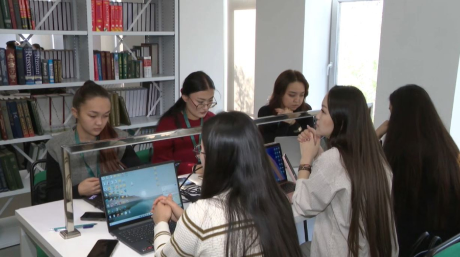 Международный хакатон программистов стартовал в Алматы