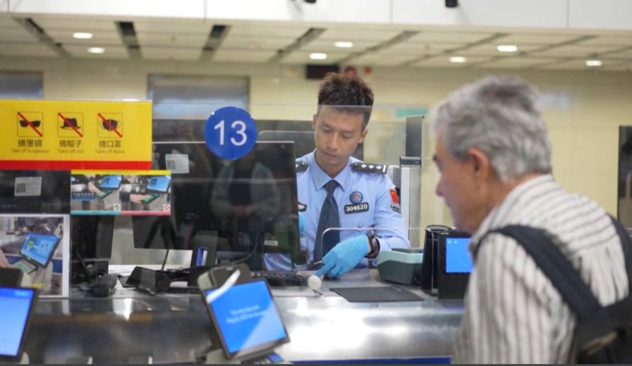 Қытайда жолаушылар тасымалы қиындады