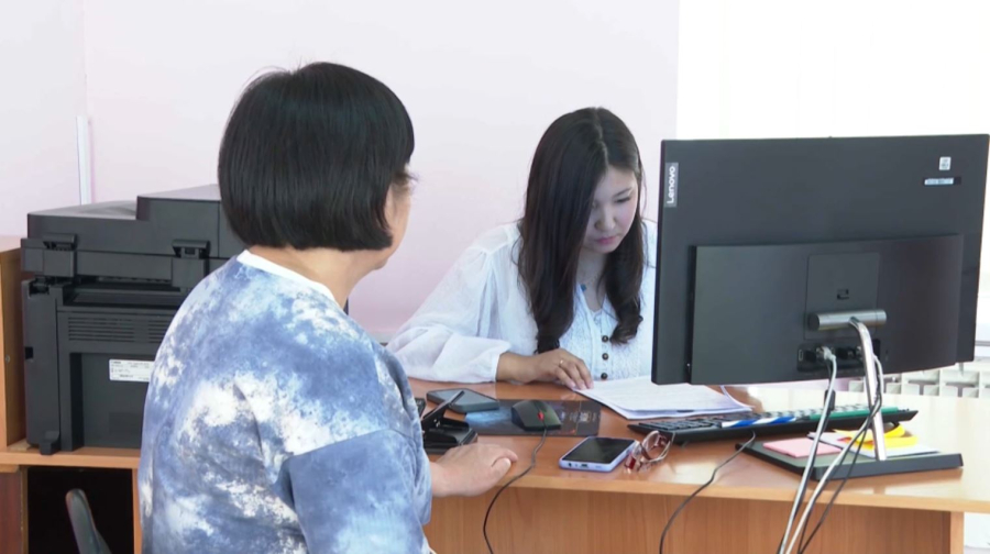 ЖОО бітірген жастар мемлекеттік қызметке конкурссыз қабылданады