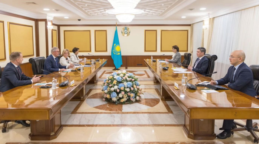 О. Бектенов Рolpharma Group өкілімен кездесті