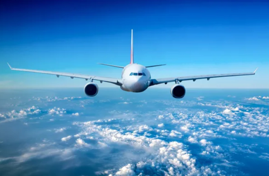 Самолет совершил экстренную посадку в Алматы из-за смерти пассажира