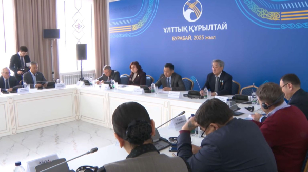 Национальный курултай: начались первые секции. Газиз Абишев