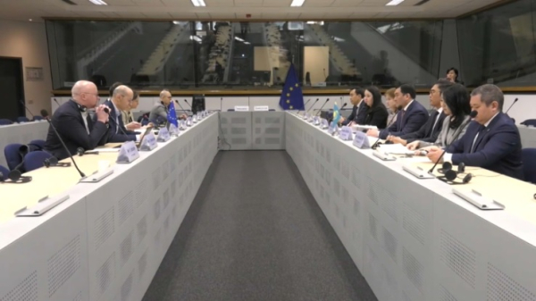 Казахстан и ЕС расширяют энергетическое и транспортное сотрудничество