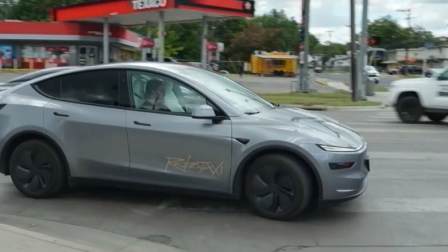 Tesla отзывает более 20 тысяч авто в США