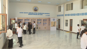 Кызылординский институт технологии и сервиса отмечает 25-летие