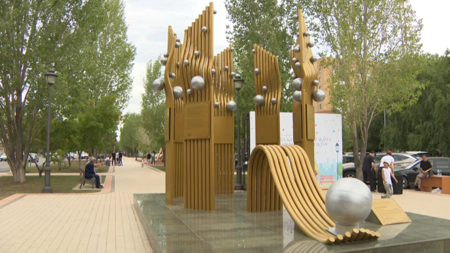 Елордада «Коммуналдық қызметкерлер» гүлзары ашылды