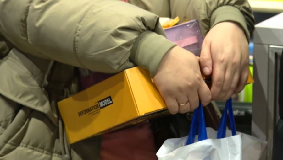 Казахстанцы не жалеют денег на новогодние покупки