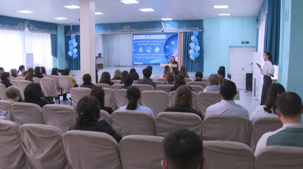 В школах Алматы внедряют платформы с ИИ