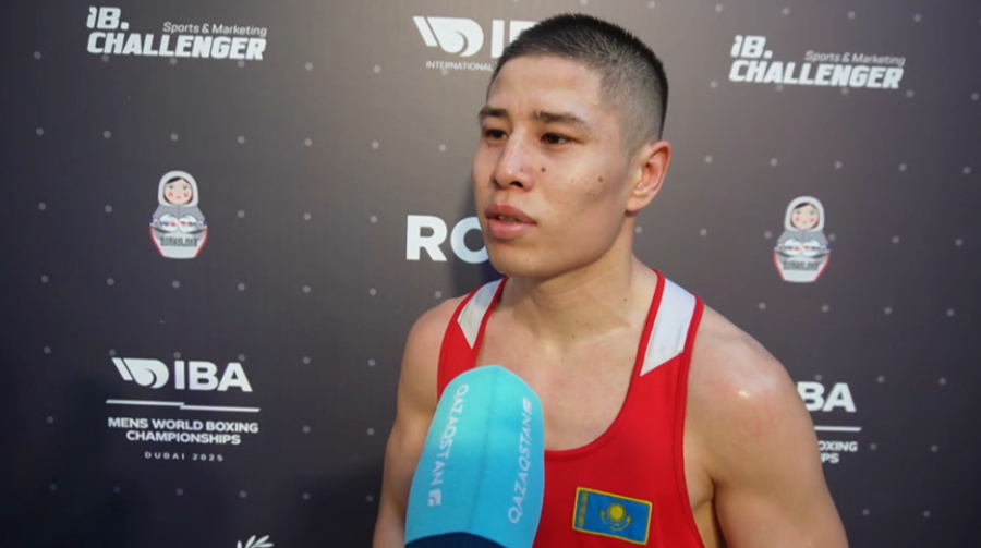 ЧМ по боксу: Абылайхан Жусупов выиграл первый бой на турнире