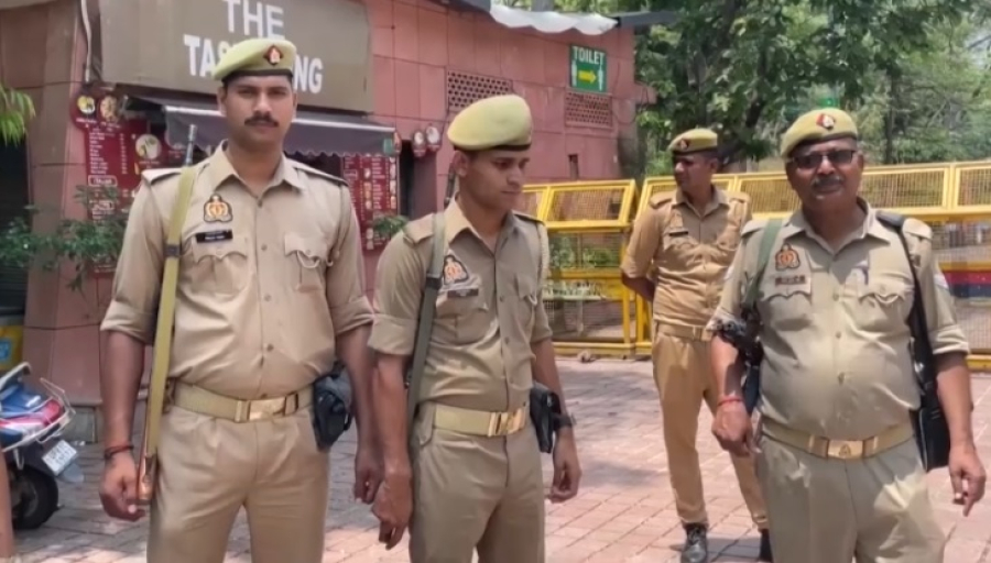 В Нью-Дели усилили меры безопасности и отменили отпуска госслужащим