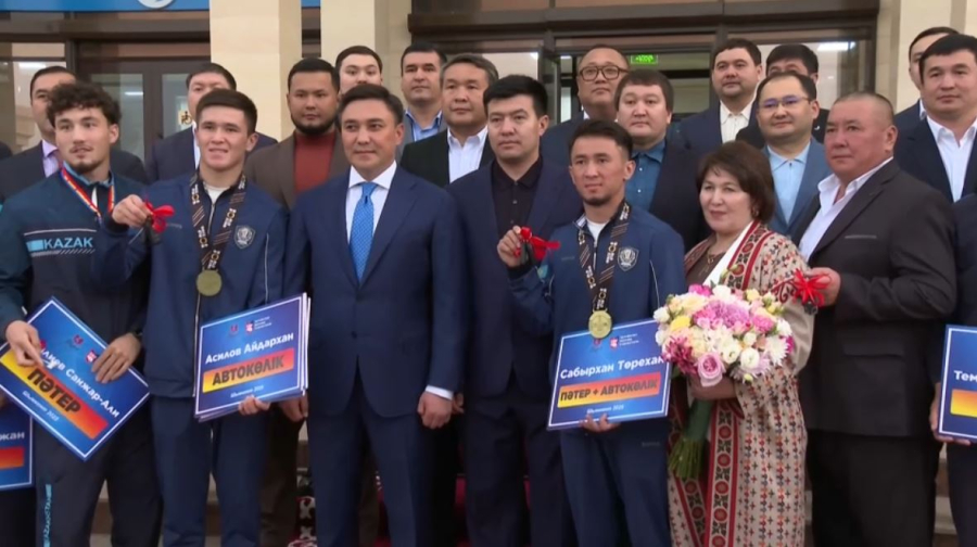 Лучших спортсменов наградили в Шымкенте