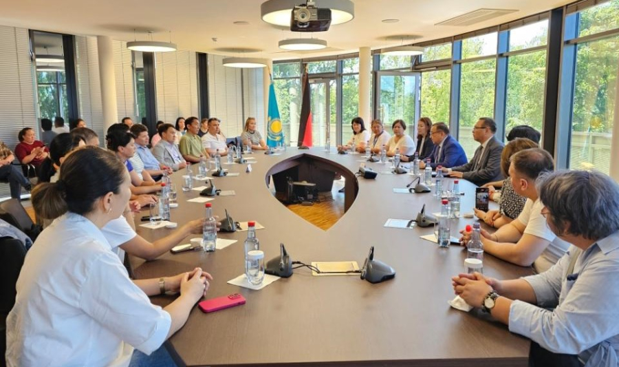 Встреча с молодыми казахстанскими учёными прошла в Берлине