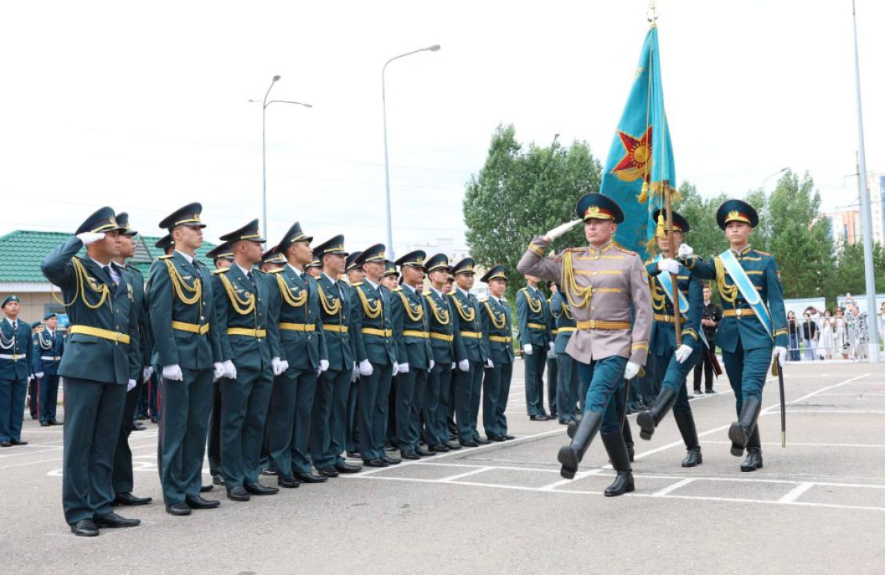 Вооруженные силы пополнят 90 выпускников военного колледжа
