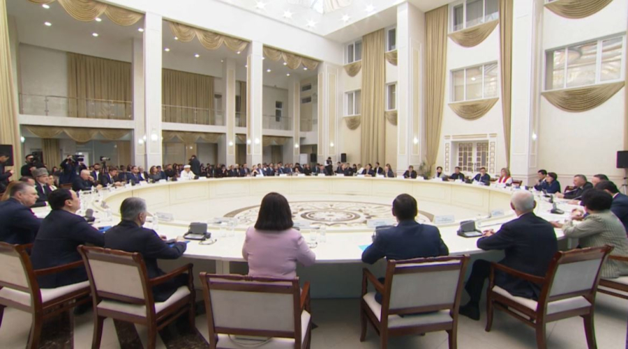 Қарағанды облысында коалиция мүшелері тұрғындармен кездесті