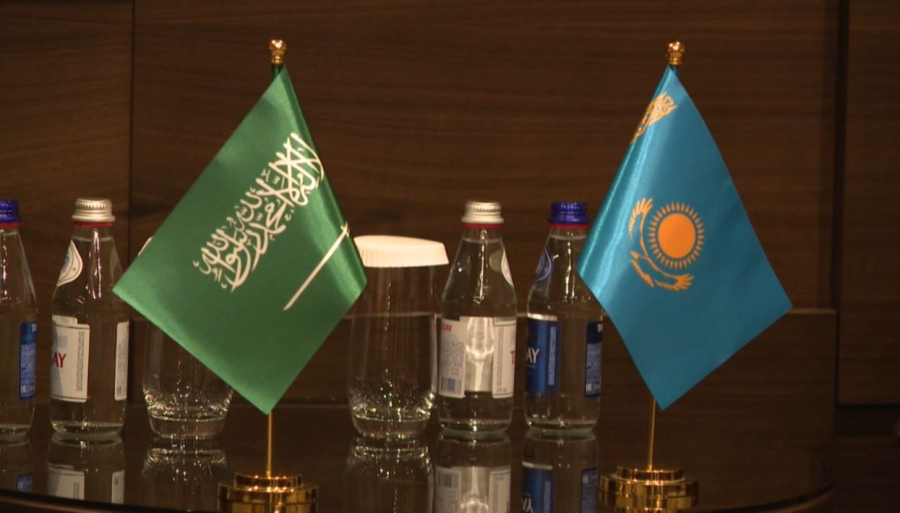 Сауд Арабиясының қажылық үшін жауапты министрі Астанаға ресми сапармен келді