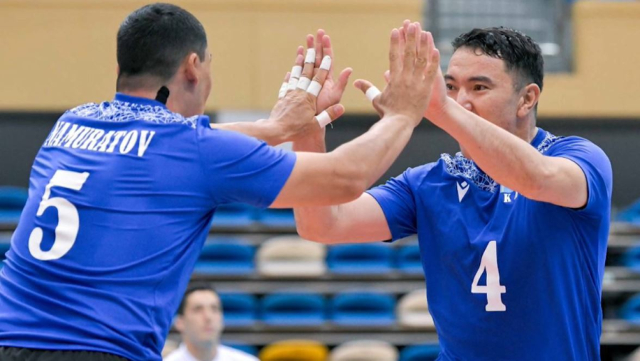 Ұлттық құрама волейболды отырып ойнаудан Азия чемпионы атанды