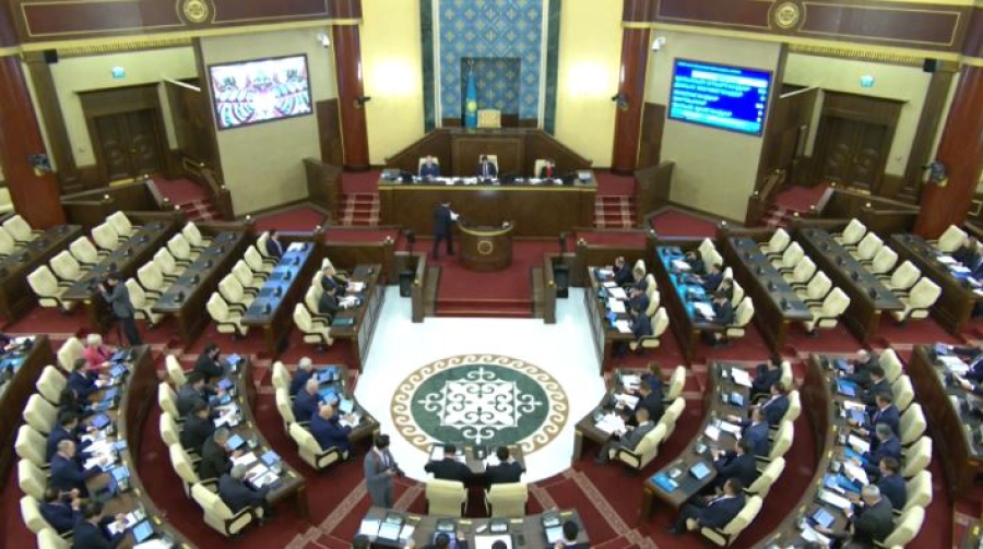 Казахстан реализует крупные проекты по ВИЭ вместе с Китаем