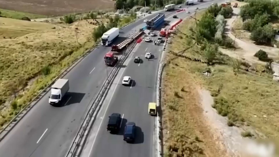 Тараз – Шымкент тасжолында көлік қозғалысы қалпына келтірілді