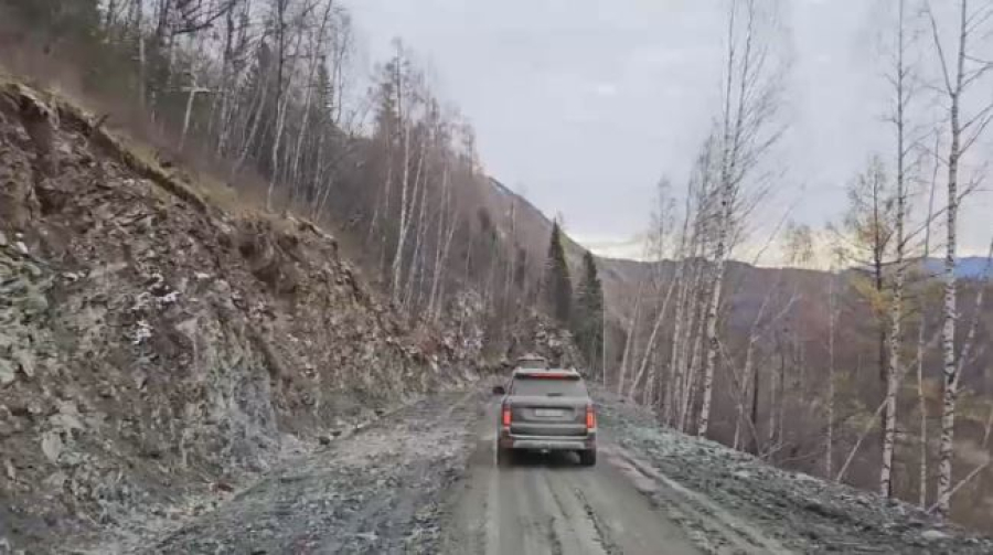 Дорогу через горы прокладывают к Алтаю