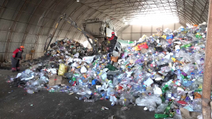 Отходы в доходы: сколько мусора перерабатывается в ЗКО
