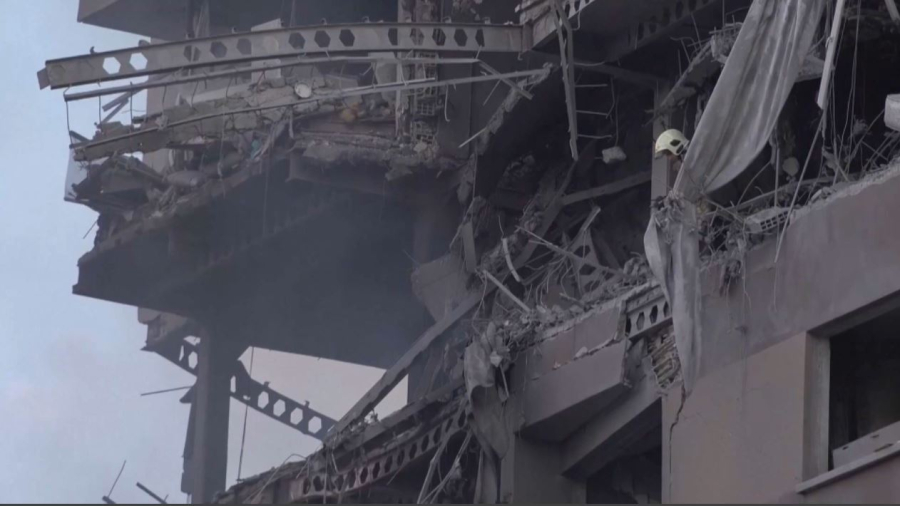 Иран выпустил по Израилю более сотни дронов